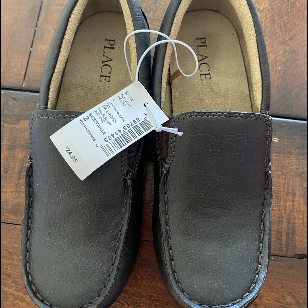 Boys children place slip on dark brown   size 2
